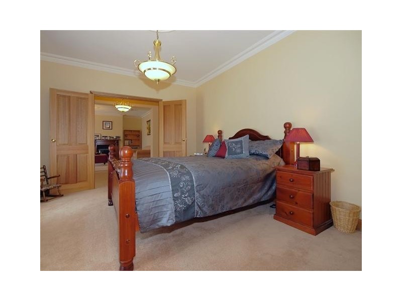 7 Crystal Court, Mount Barker SA 5251