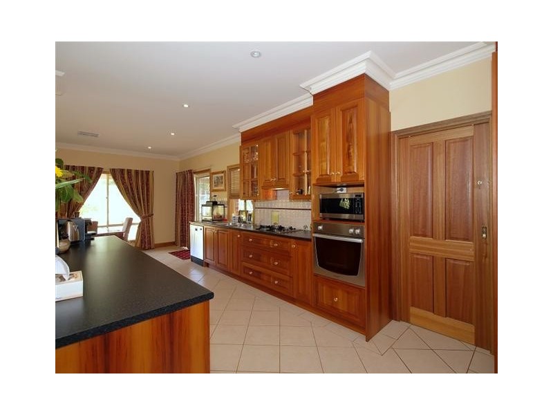 7 Crystal Court, Mount Barker SA 5251
