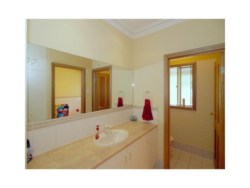 7 Crystal Court, Mount Barker SA 5251