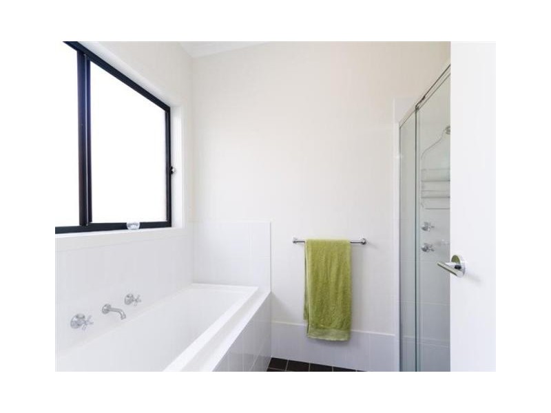 26 Highland Street, Mount Barker SA 5251