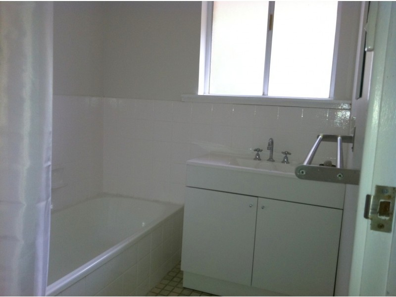 6 Mansfield Road, Mount Barker SA 5251