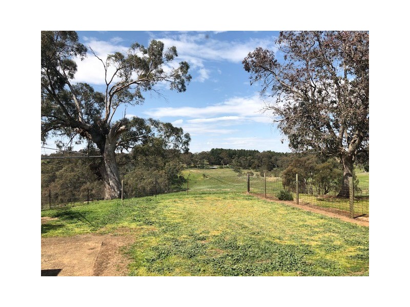 13 Nelson Road, Wistow SA 5251