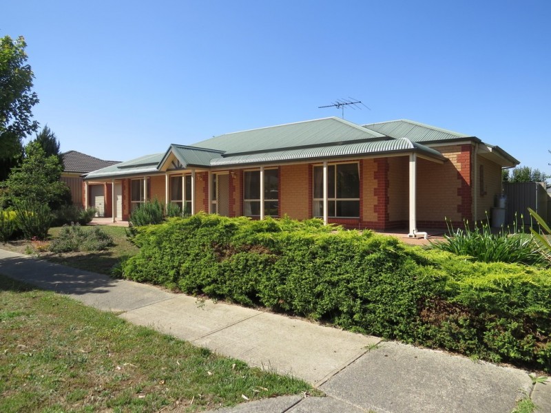 11 Tate Avenue, Mount Barker SA 5251