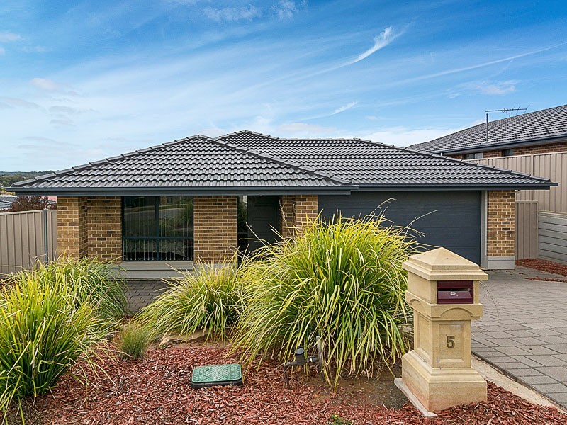 5 Galloway Court, Mount Barker SA 5251