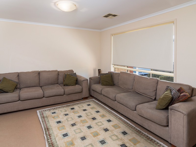 13 Carlson Street, Mount Barker SA 5251