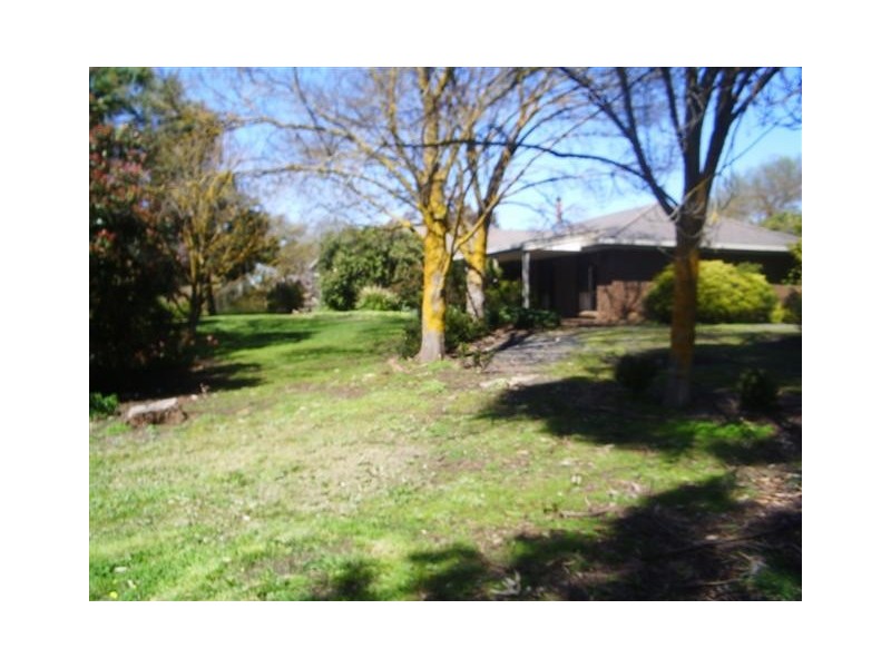 24 Follett Close, Mount Barker SA 5251
