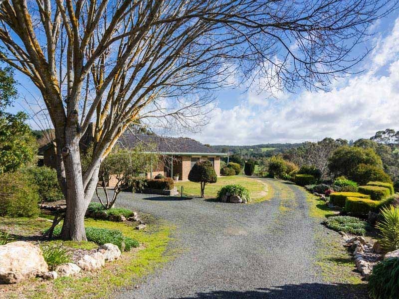 140 River Road, Hahndorf SA 5245
