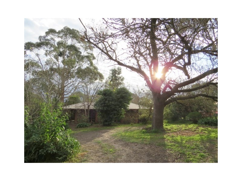 2a Lewis Avenue, Mount Barker SA 5251