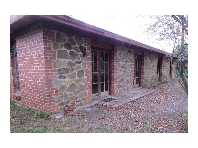 2a Lewis Avenue, Mount Barker SA 5251