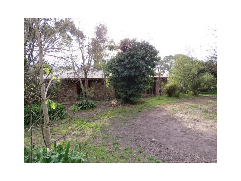 2a Lewis Avenue, Mount Barker SA 5251