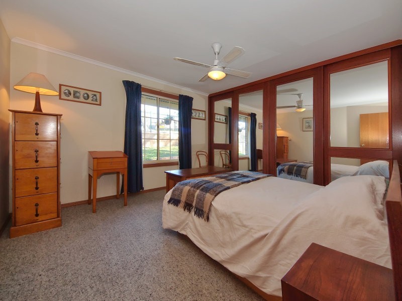 1a Sims Road, Mount Barker SA 5251