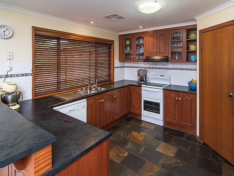 83 Hurling drive, Mount Barker SA 5251