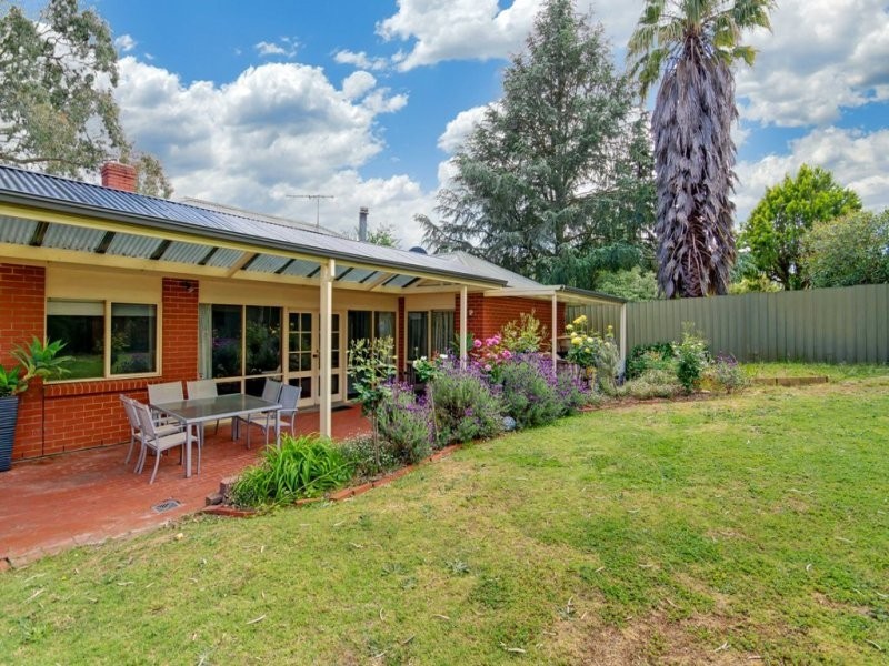 6A Male Crescent, Hahndorf SA 5245