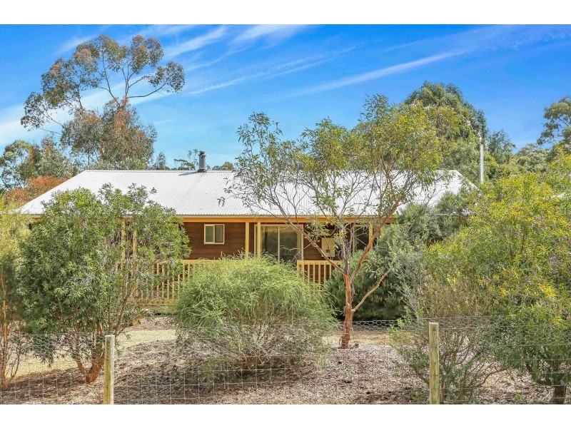 6 Devereux Street, Macclesfield SA 5153