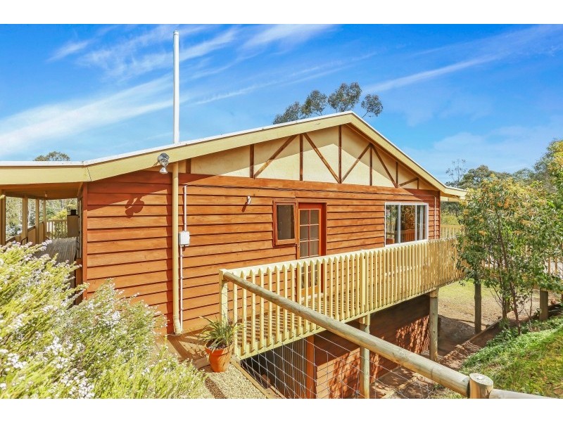 6 Devereux Street, Macclesfield SA 5153