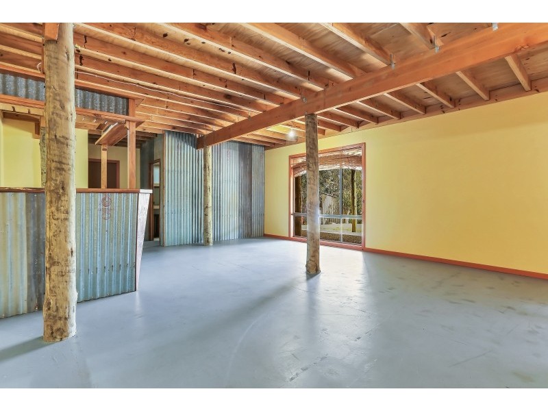 6 Devereux Street, Macclesfield SA 5153