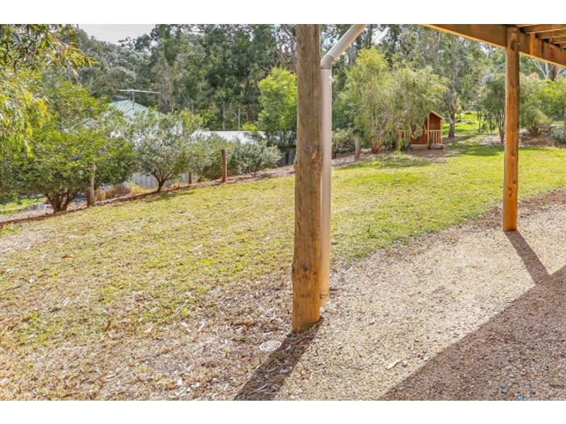 6 Devereux Street, Macclesfield SA 5153