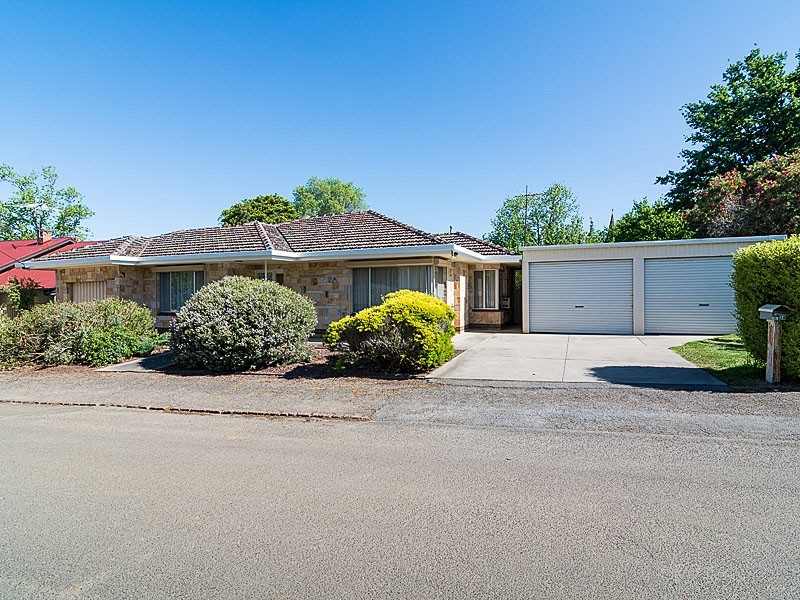 2A Kia Ora Street, Mount Barker SA 5251