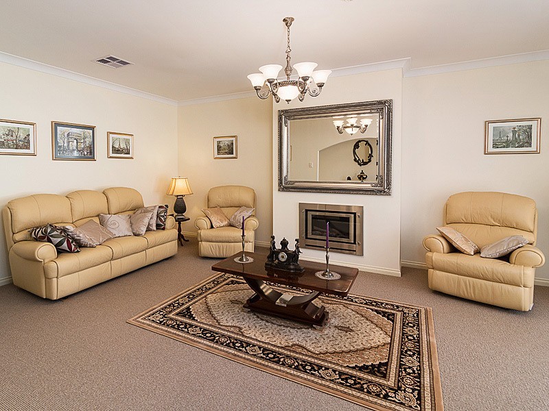14 Hallmark Court, Mount Barker SA 5251