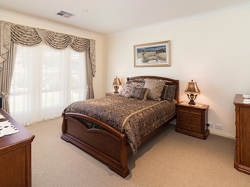 14 Hallmark Court, Mount Barker SA 5251