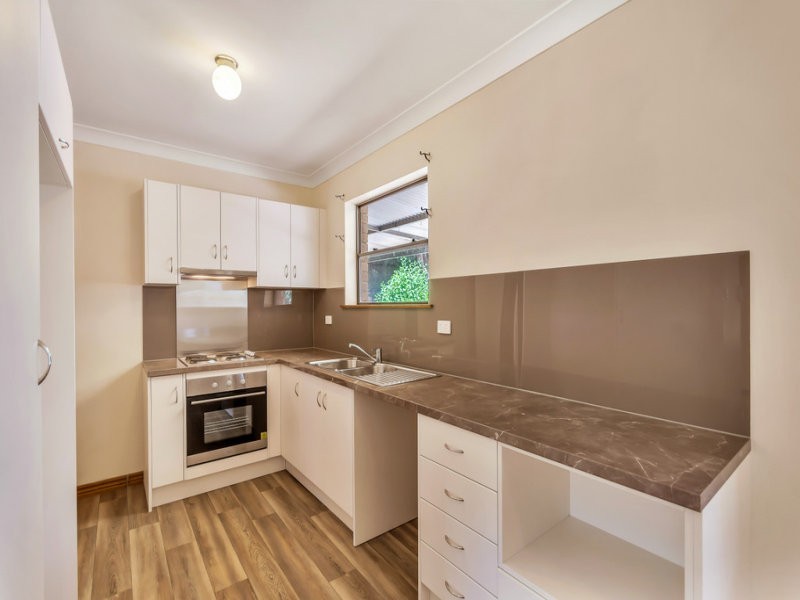 1 Manor Crescent, Mount Barker SA 5251