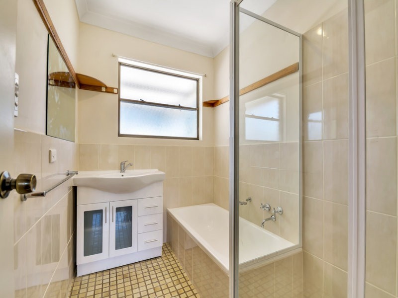 1 Manor Crescent, Mount Barker SA 5251