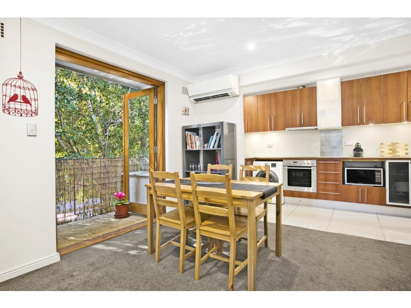 8/2 Silver Street, St Peters NSW 2044