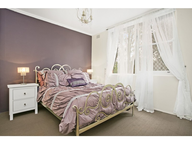 1/19b Riverside Crescent, Marrickville NSW 2204