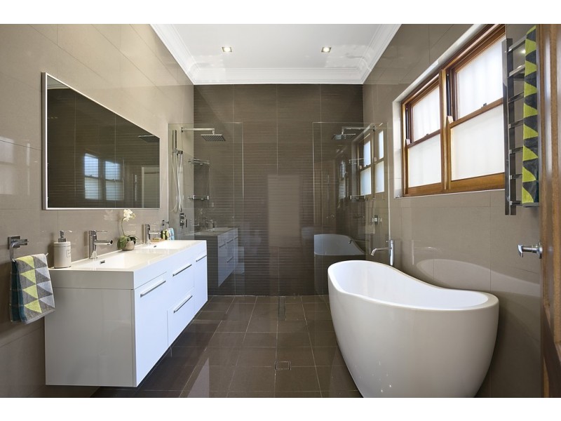 4 The Avenue, Hurlstone Park NSW 2193