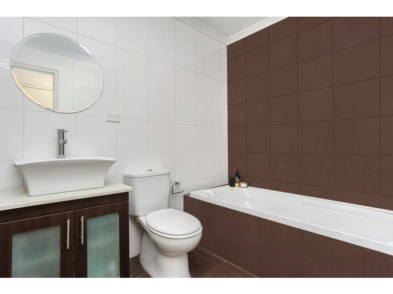 1/342A Marrickville Road, Marrickville NSW 2204