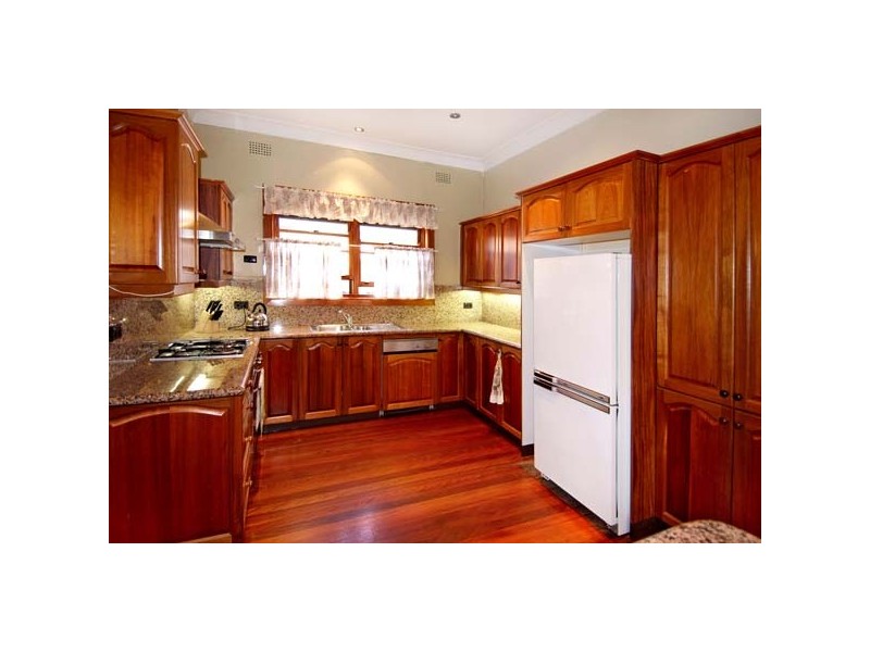 24 Hamilton Avenue, Earlwood NSW 2206