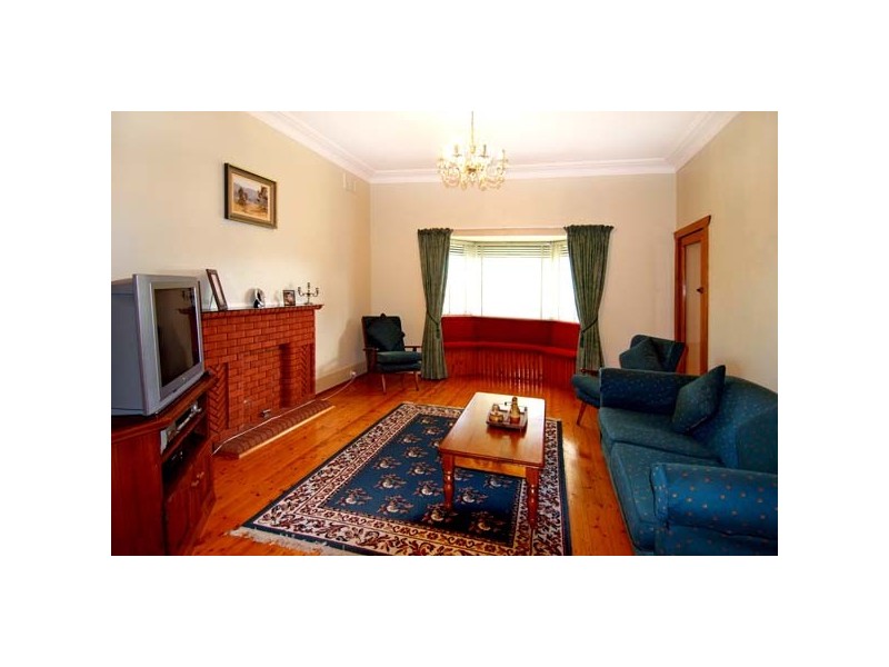 24 Hamilton Avenue, Earlwood NSW 2206