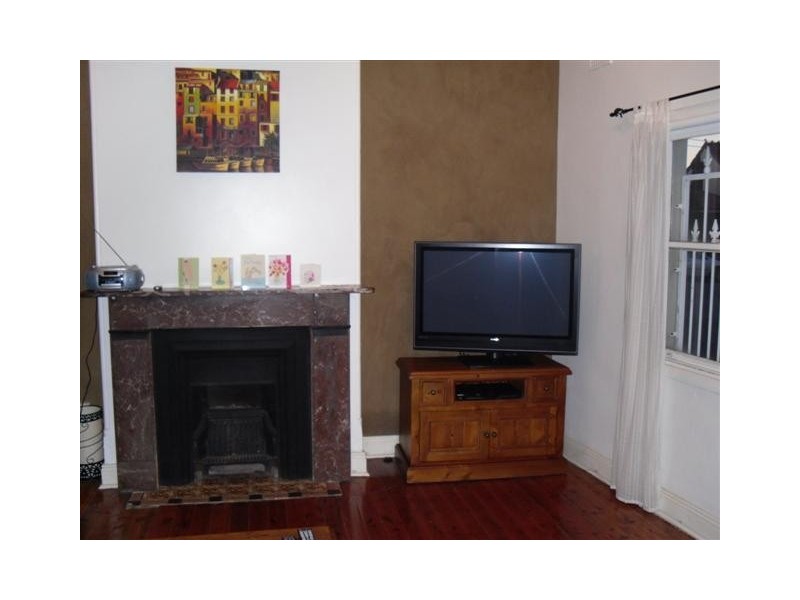 44  Fernbank St, Marrickville NSW 2204