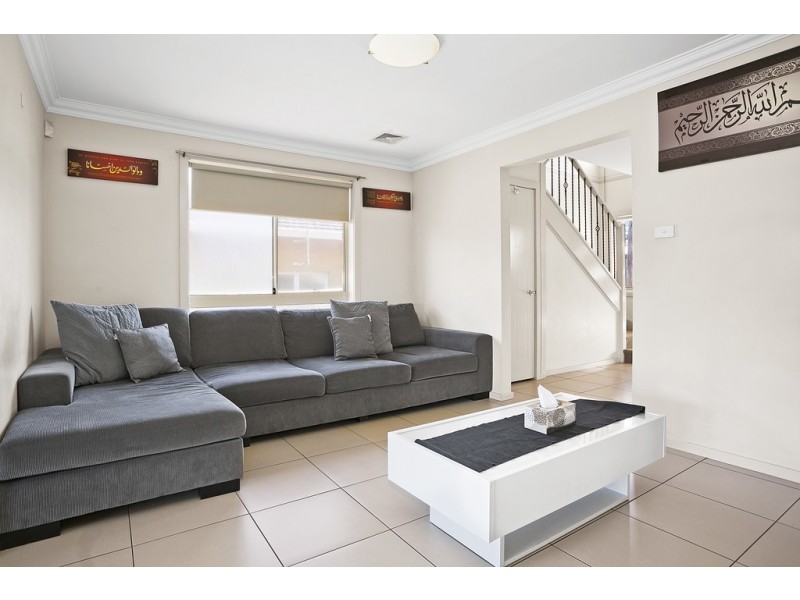 2/14 Jensen Street, Condell Park NSW 2200