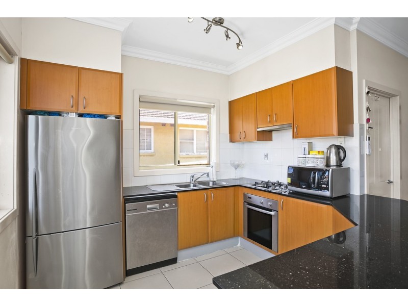 2/14 Jensen Street, Condell Park NSW 2200