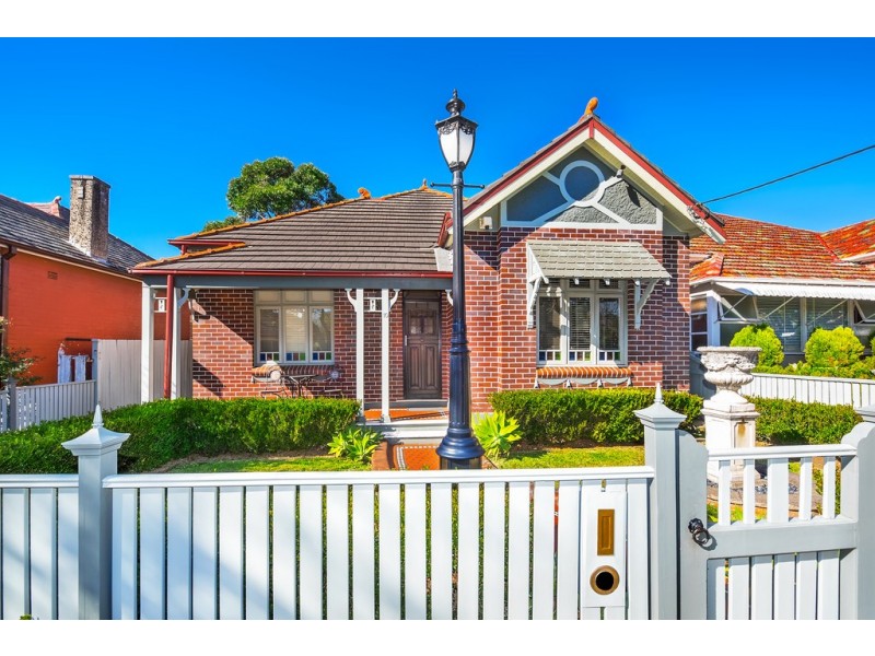 10 Hillcot Street, Hurlstone Park NSW 2193