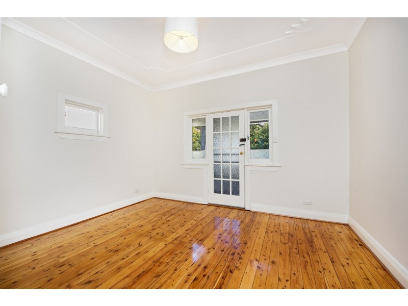 27 Woodland Street, Marrickville NSW 2204
