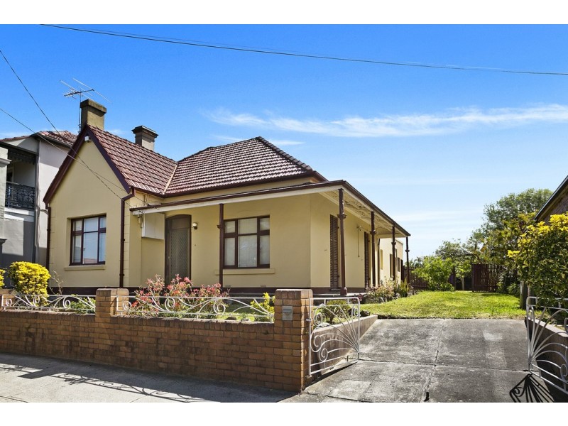 6 Ivanhoe Street, Marrickville NSW 2204