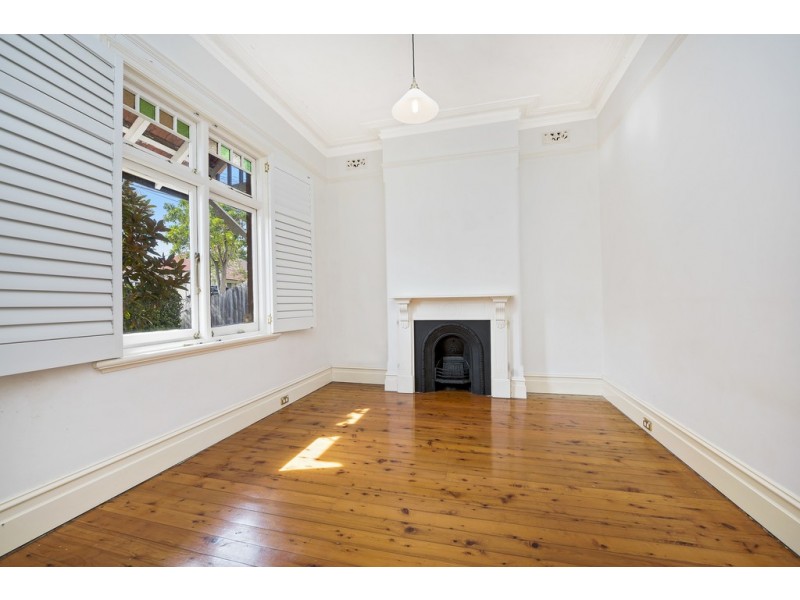 6 Kroombit Street, Dulwich Hill NSW 2203