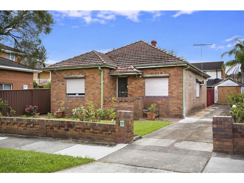 8 Dunstan Street, Croydon Park NSW 2133