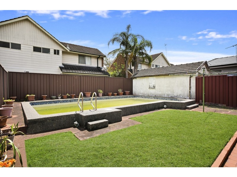 8 Dunstan Street, Croydon Park NSW 2133