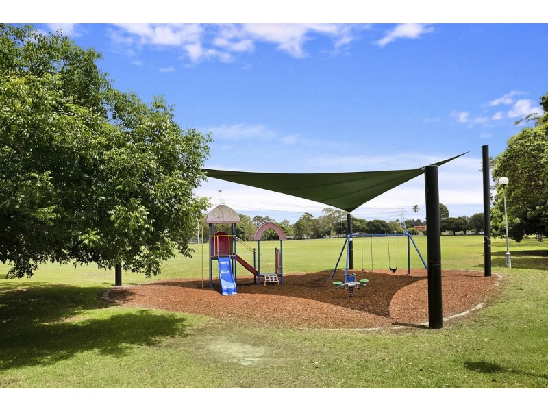 8 Dunstan Street, Croydon Park NSW 2133