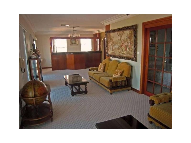 7B Tottenham St, Blakehurst NSW 2221