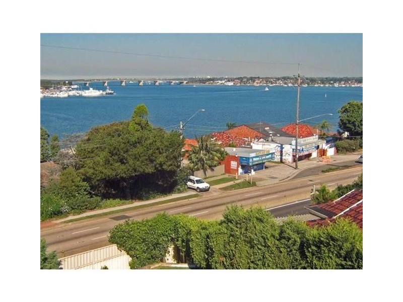 7B Tottenham St, Blakehurst NSW 2221