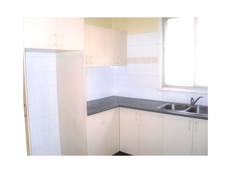 2  Stone St, Earlwood NSW 2206