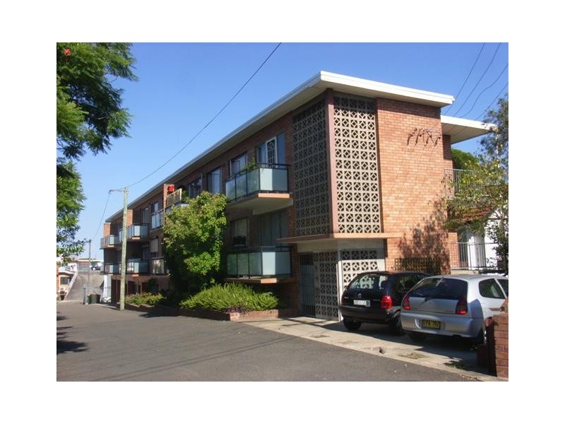 2/98 Petersham Rd, Marrickville NSW 2204