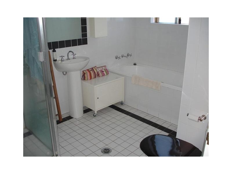 33/18 Cecilia St, Marrickville NSW 2204