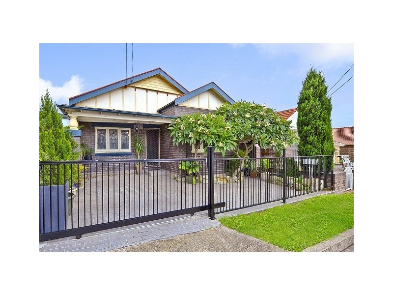 65 Stone St, Earlwood NSW 2206