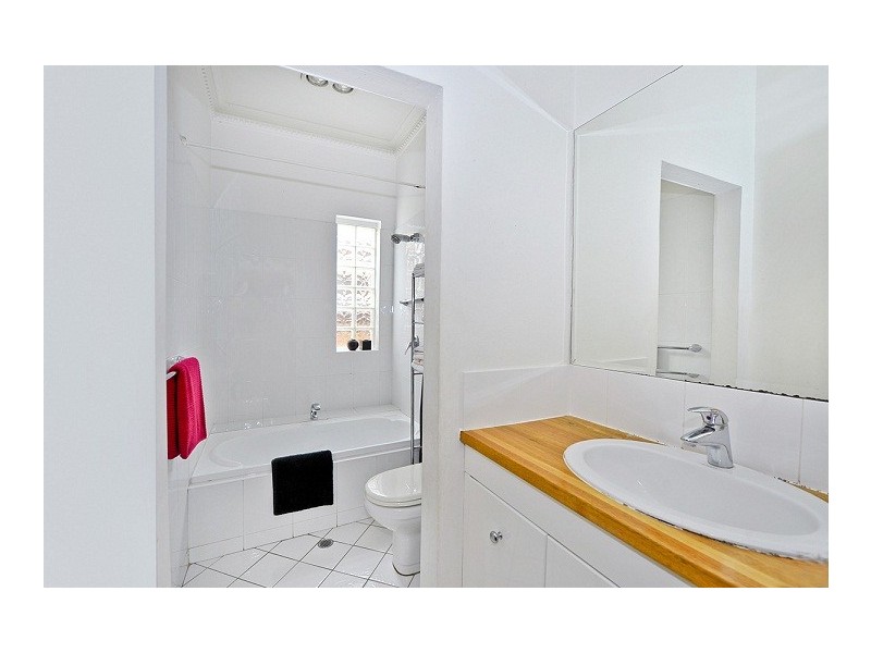65 Stone St, Earlwood NSW 2206