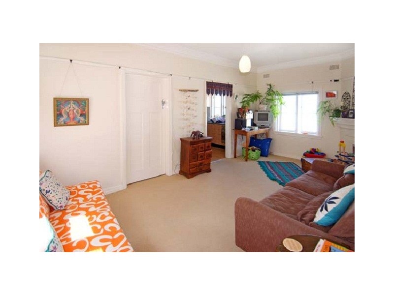 17b Schwebel Street, Marrickville NSW 2204